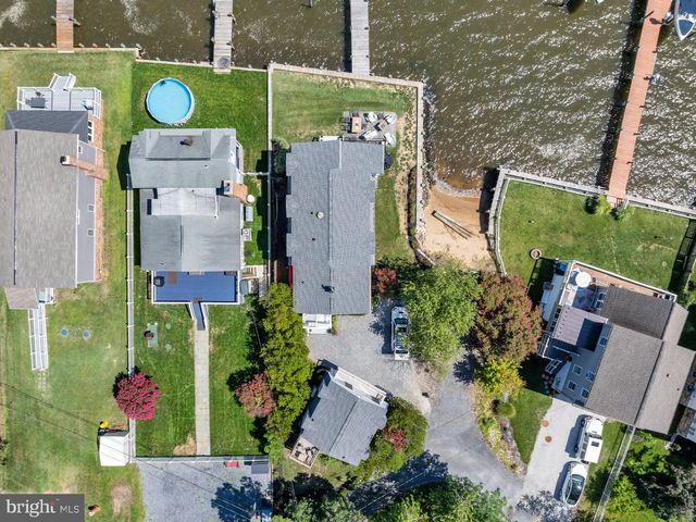 1069 SHORE ACRES RD, Arnold, MD 21012