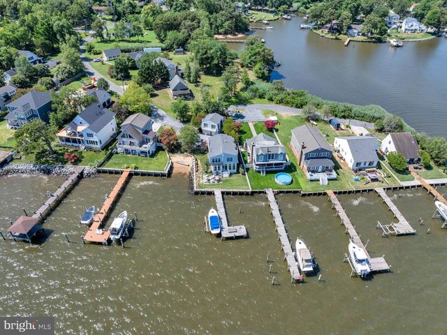 1069 SHORE ACRES RD, Arnold, MD 21012