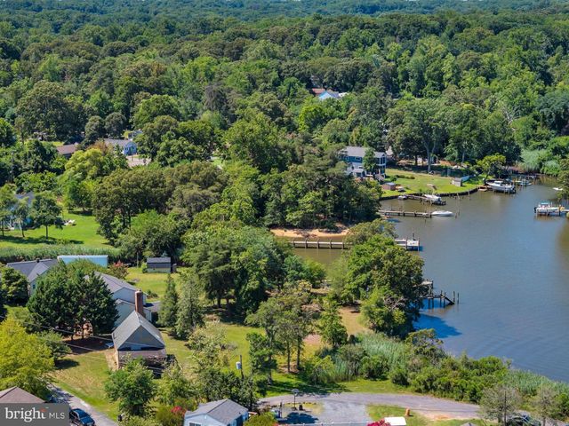 1069 SHORE ACRES RD, Arnold, MD 21012