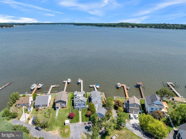 1069 SHORE ACRES RD, Arnold, MD 21012