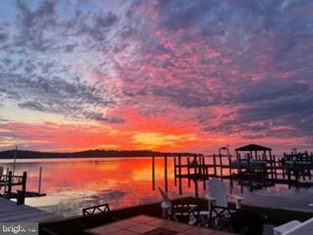 1069 SHORE ACRES RD, Arnold, MD 21012