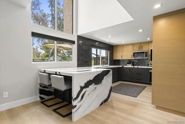 622 Camino Santa Barbara, Solana Beach, CA 92075