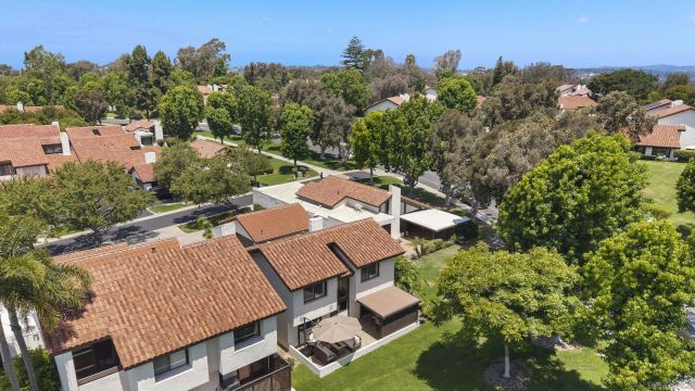 622 Camino Santa Barbara, Solana Beach, CA 92075