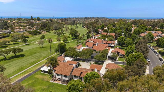 622 Camino Santa Barbara, Solana Beach, CA 92075