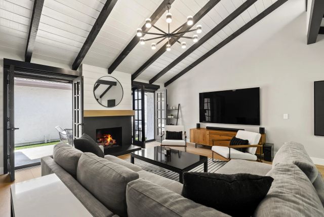 622 Camino Santa Barbara, Solana Beach, CA 92075