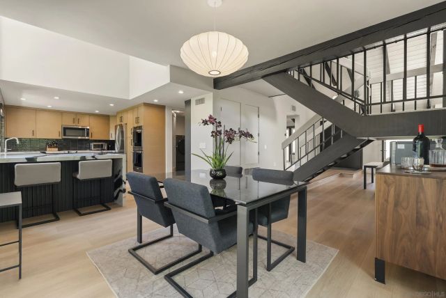 622 Camino Santa Barbara, Solana Beach, CA 92075