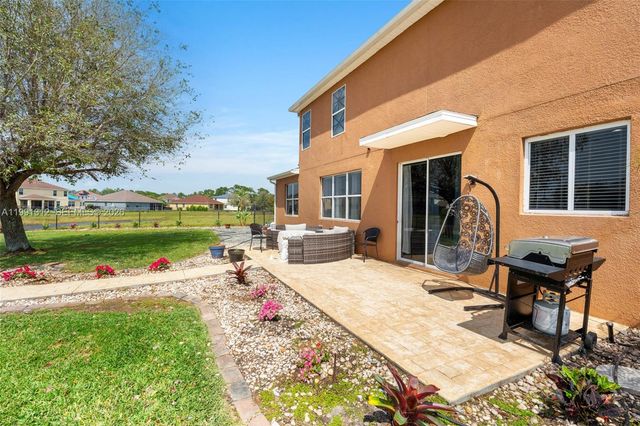 8130 Blue Daze Court, Lehigh Acres, FL 33972