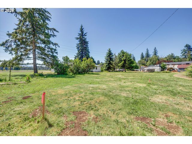 15239 S HIGHWAY 211, Molalla, OR 97038