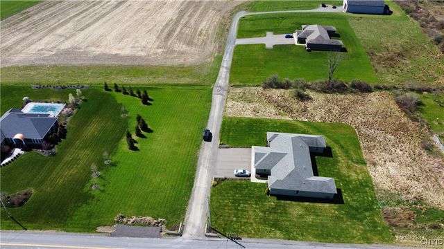 4275 Bell Crest Drive, Cortlandville, NY 13045