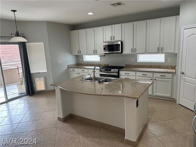 2805 Alma Lidia Avenue, North Las Vegas, NV 89032