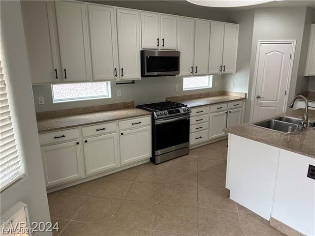 2805 Alma Lidia Avenue, North Las Vegas, NV 89032