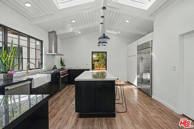 13019 Sky Valley Road, Los Angeles, CA 90049