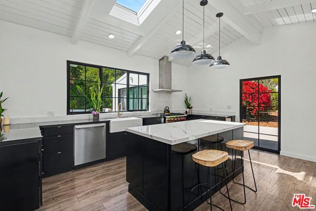 13019 Sky Valley Road, Los Angeles, CA 90049