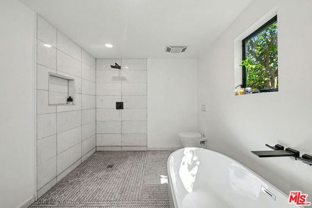 13019 Sky Valley Road, Los Angeles, CA 90049