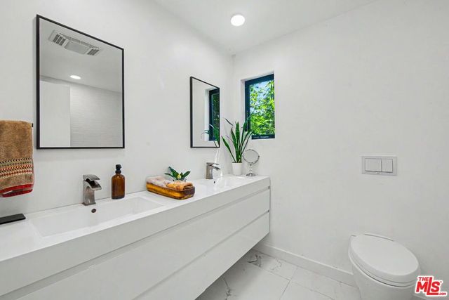 13019 Sky Valley Road, Los Angeles, CA 90049