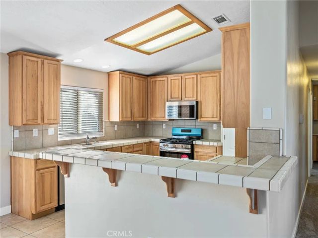9230 Allegra Vista, Apple Valley, CA 92308