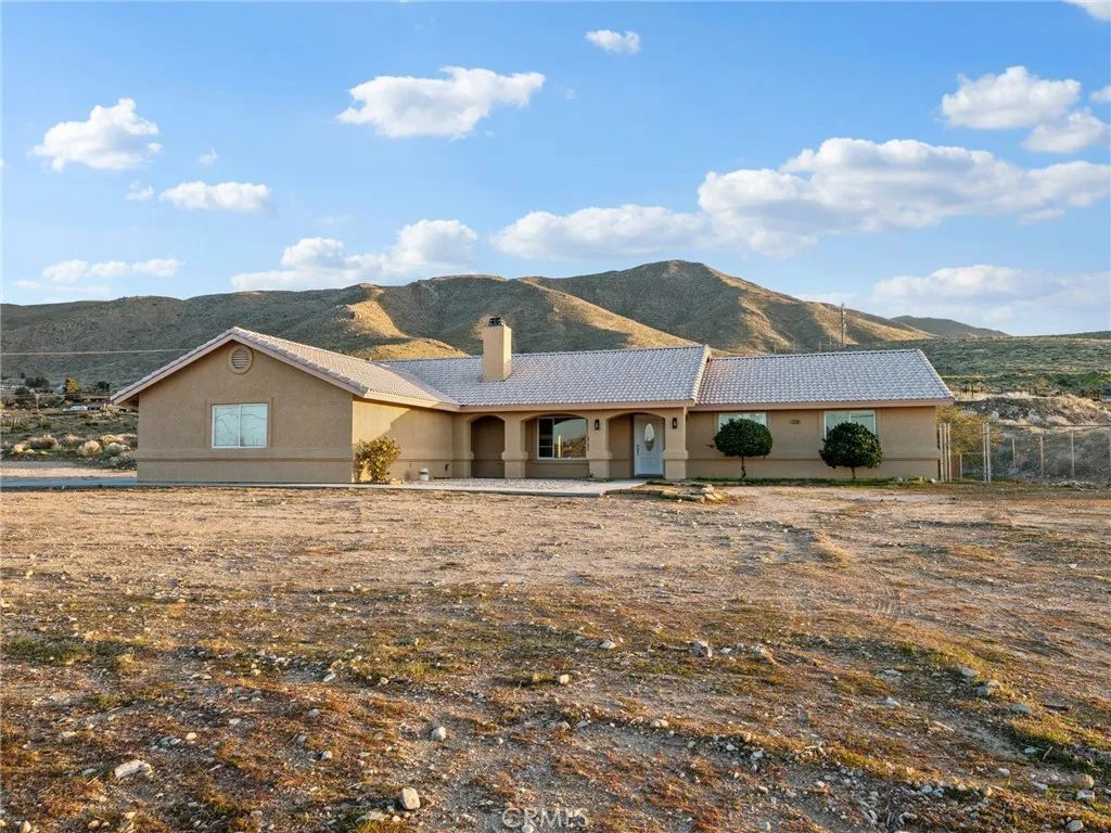 9230 Allegra Vista, Apple Valley, CA 92308