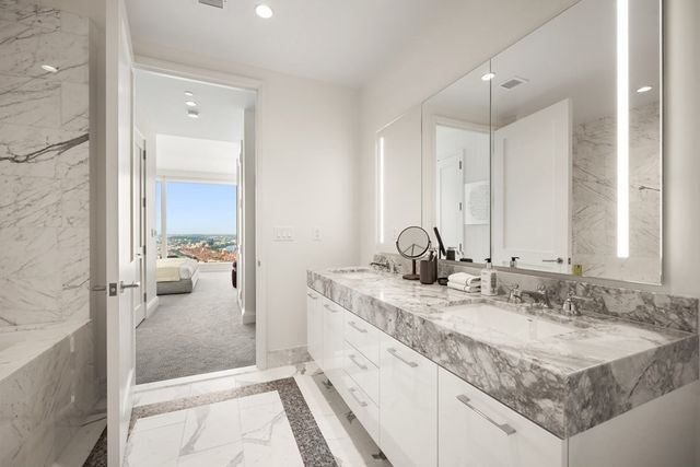 240 Devonshire Street 5103, Boston, MA 02110