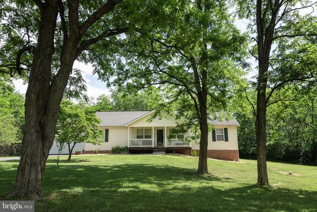200 STAYMAN DR, Clear Brook, VA 22624