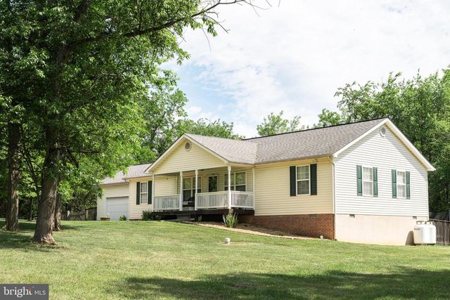 200 STAYMAN DR, Clear Brook, VA 22624