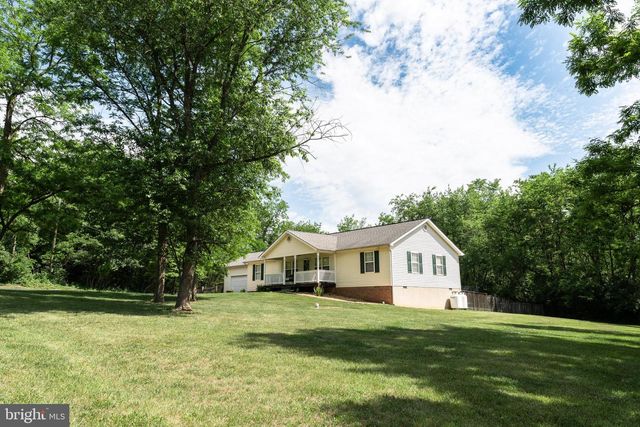 200 STAYMAN DR, Clear Brook, VA 22624