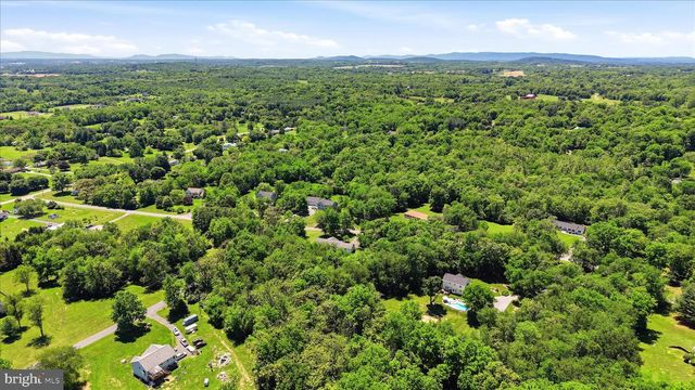 200 STAYMAN DR, Clear Brook, VA 22624