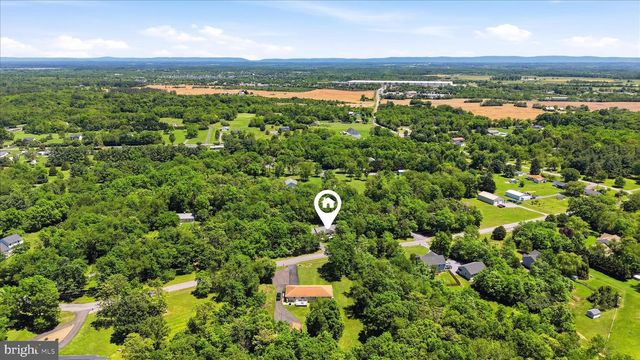 200 STAYMAN DR, Clear Brook, VA 22624
