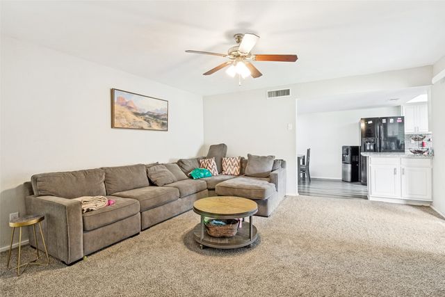 10826 Wallbrook Drive, Dallas, TX 75238