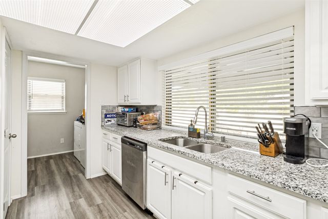 10826 Wallbrook Drive, Dallas, TX 75238