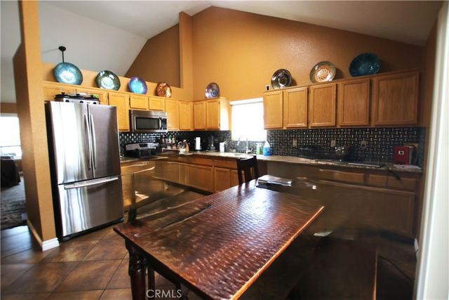 5650 Bailey Court, San Bernardino, CA 92407