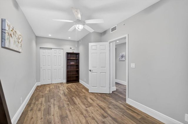 11370 Twelve Oaks Way 417, North Palm Beach, FL 33408