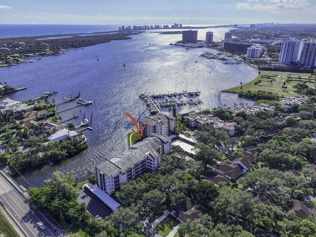 11370 Twelve Oaks Way 417, North Palm Beach, FL 33408