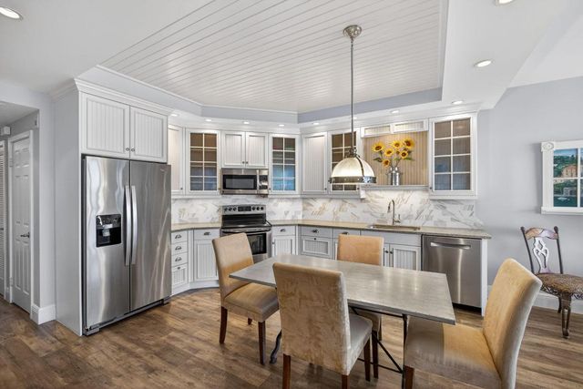 11370 Twelve Oaks Way 417, North Palm Beach, FL 33408