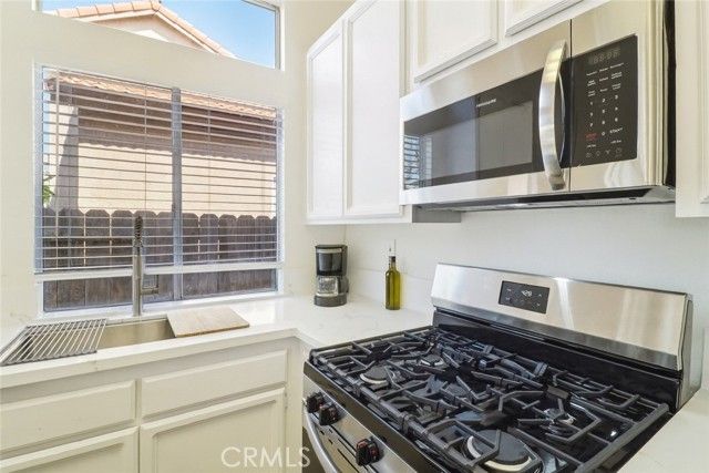 8054 Los Sabalos Street, San Diego, CA 92126