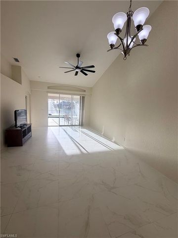 8220 Ibis Cove CIR B216, Naples, FL 34119