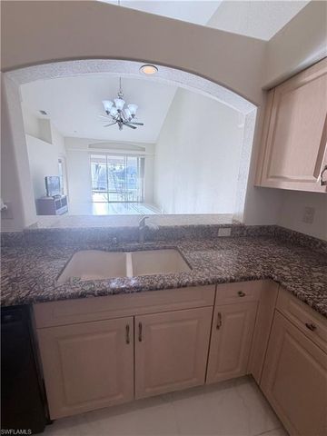 8220 Ibis Cove CIR B216, Naples, FL 34119