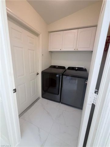 8220 Ibis Cove CIR B216, Naples, FL 34119