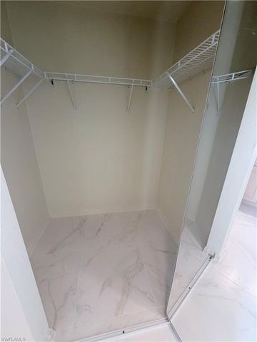 8220 Ibis Cove CIR B216, Naples, FL 34119