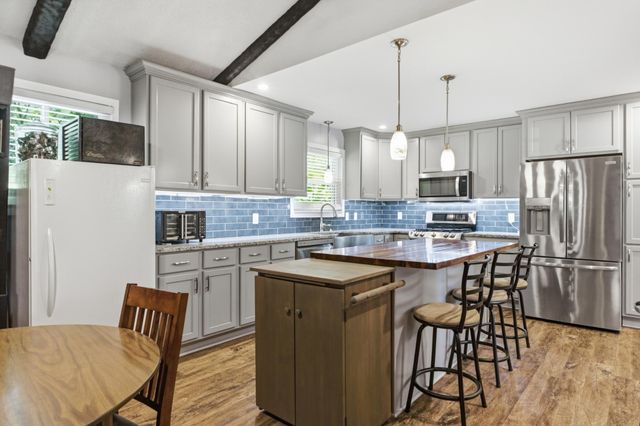 2407 Cedar Creek Drive, Chattanooga, TN 37421