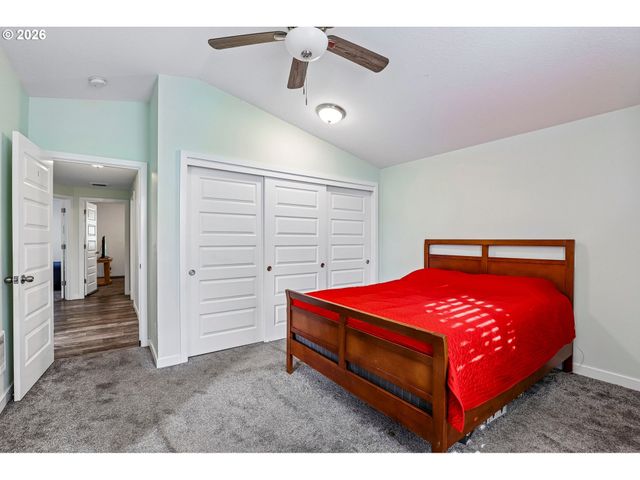 1218 Se Park Crest Ave, Vancouver, WA 98683