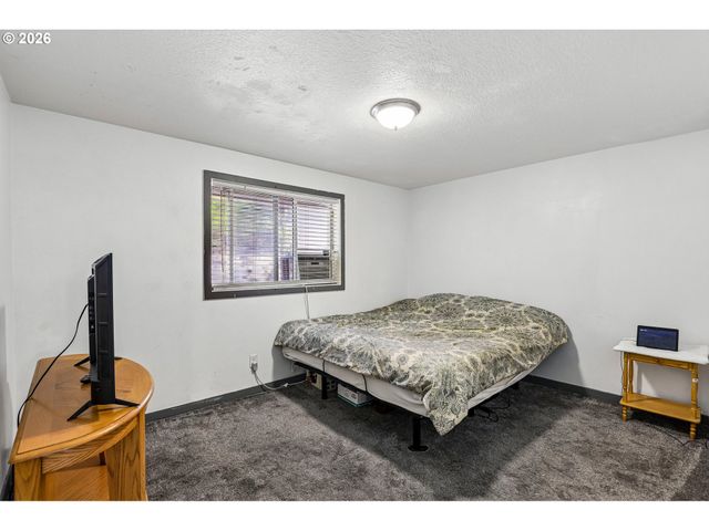 1218 Se Park Crest Ave, Vancouver, WA 98683