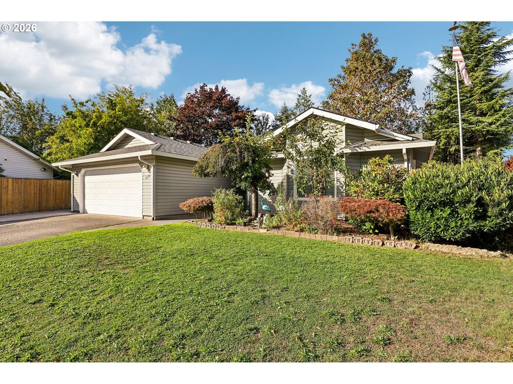 1218 Se Park Crest Ave, Vancouver, WA 98683
