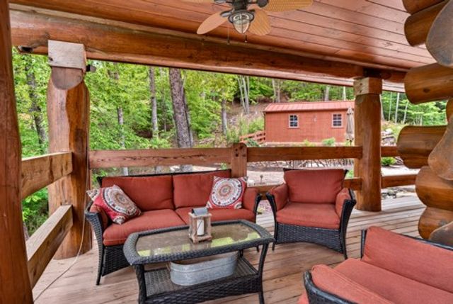 28 Fish Camp Way, Mineral Bluff, GA 30559