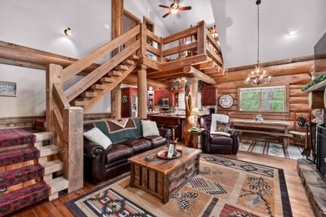 28 Fish Camp Way, Mineral Bluff, GA 30559