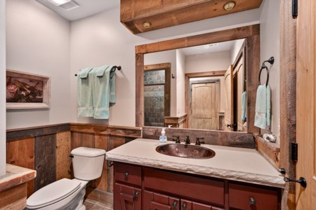 28 Fish Camp Way, Mineral Bluff, GA 30559