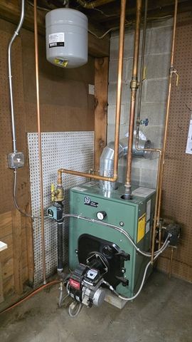 47 Narrows, Freetown, MA 02702