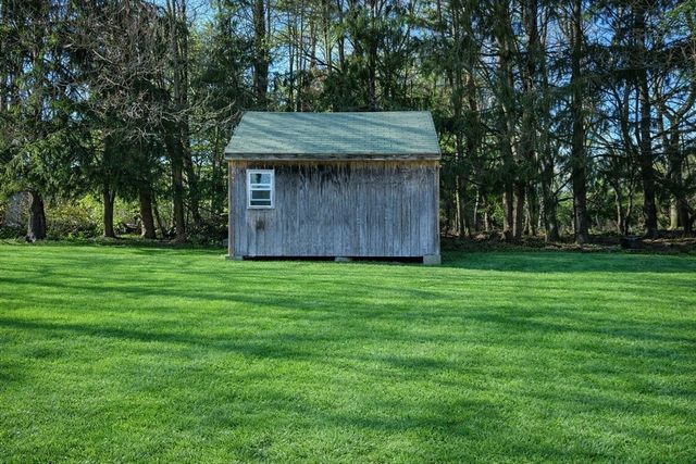 47 Narrows, Freetown, MA 02702