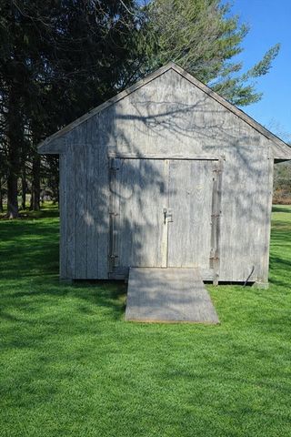 47 Narrows, Freetown, MA 02702