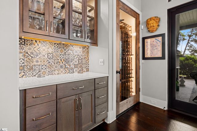 3021 Rock Point Drive Lot 20 Lot 20 The Oaks, Seneca, SC 29672