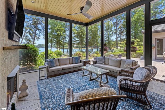 3021 Rock Point Drive Lot 20 Lot 20 The Oaks, Seneca, SC 29672